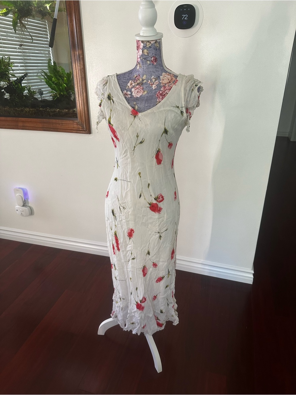 White Floral Cap-Sleeve Maxi Dress with Red Poppy Print